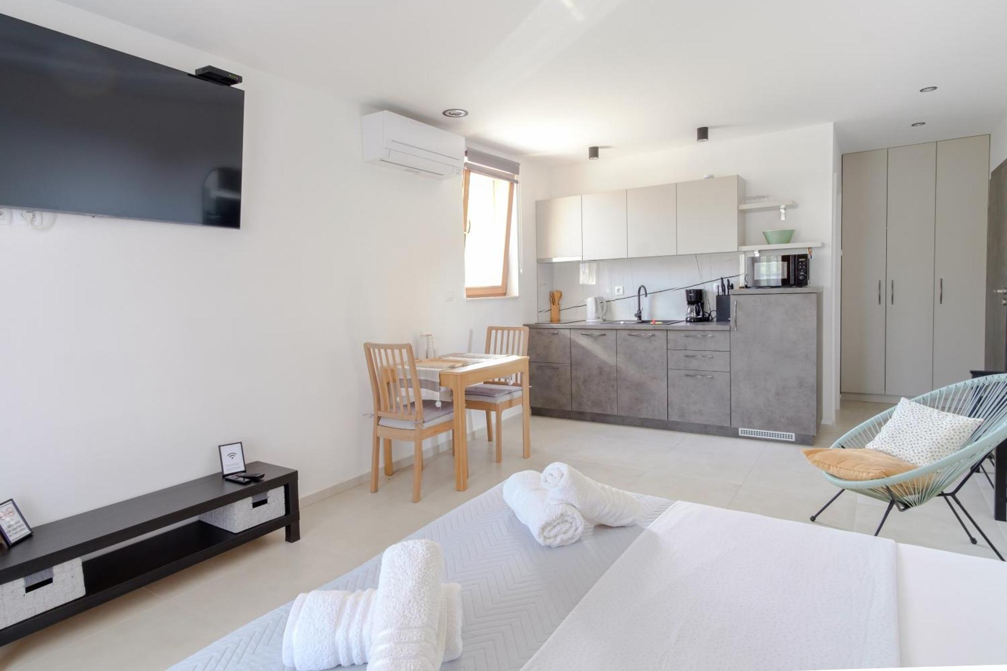 Apartments Grape Пироваць Екстер'єр фото